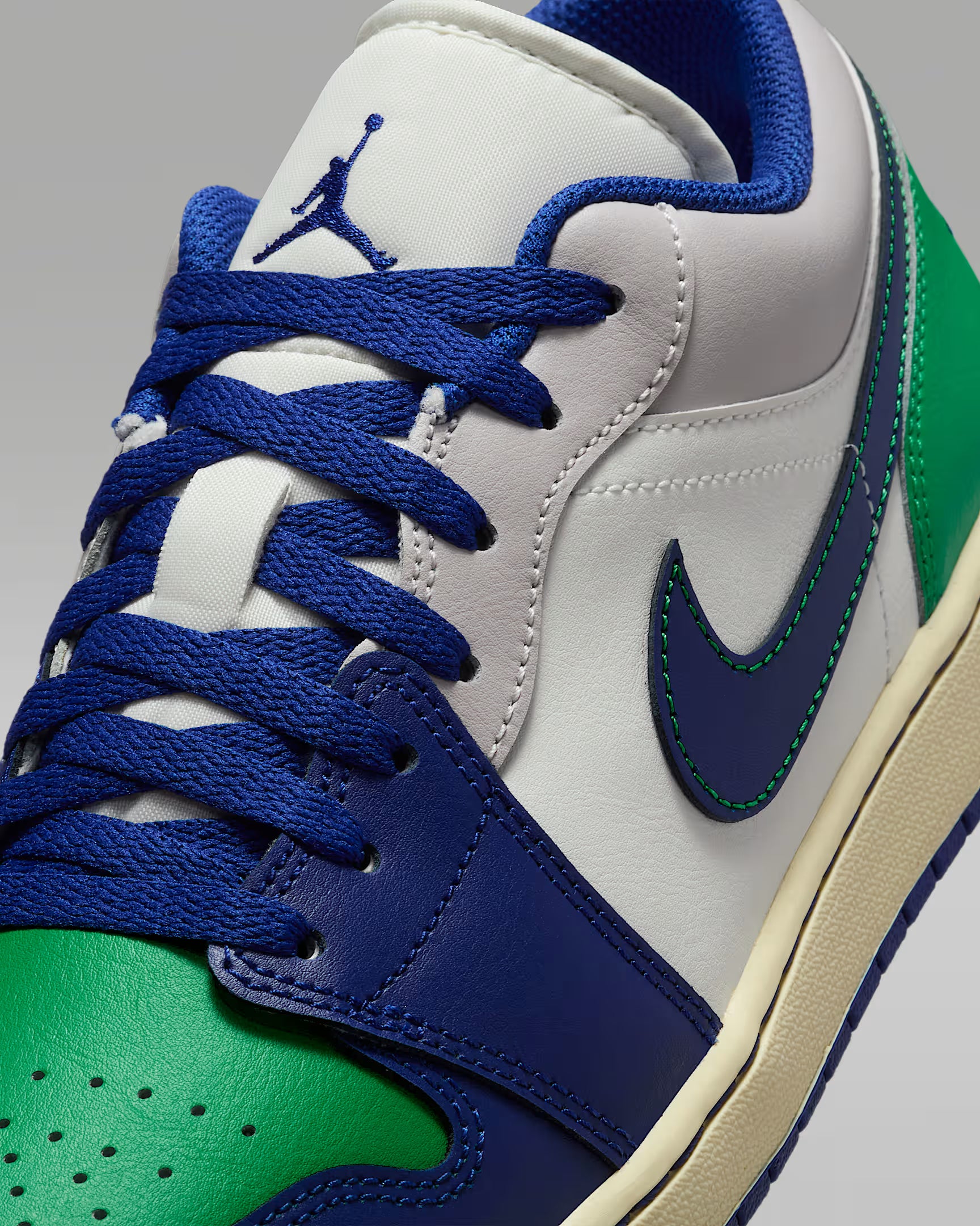 Air Jordan 1 Low