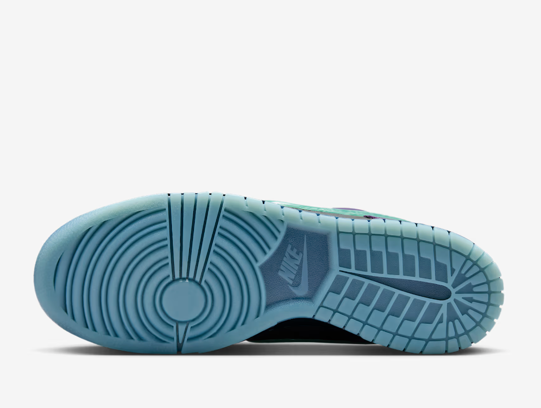 Nike Dunk Low Retro Limited