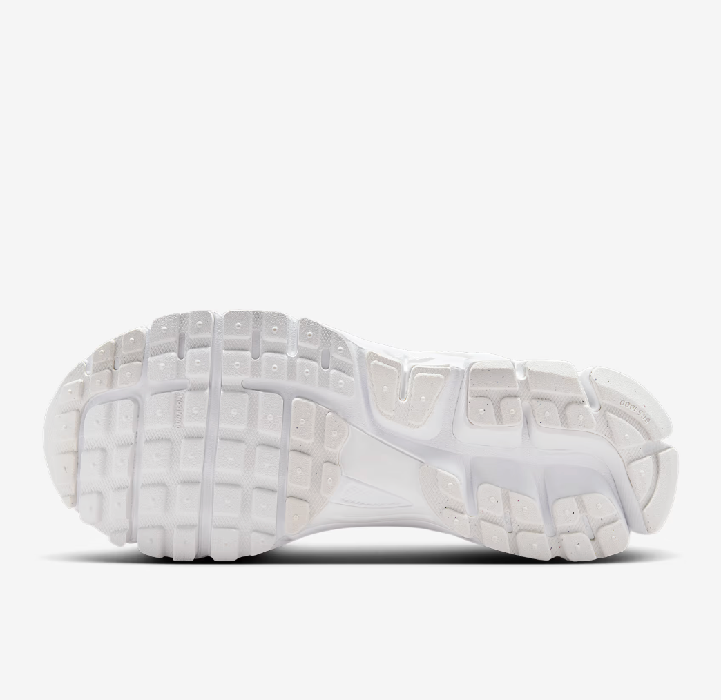 Nike Zoom Vomero 5 SE