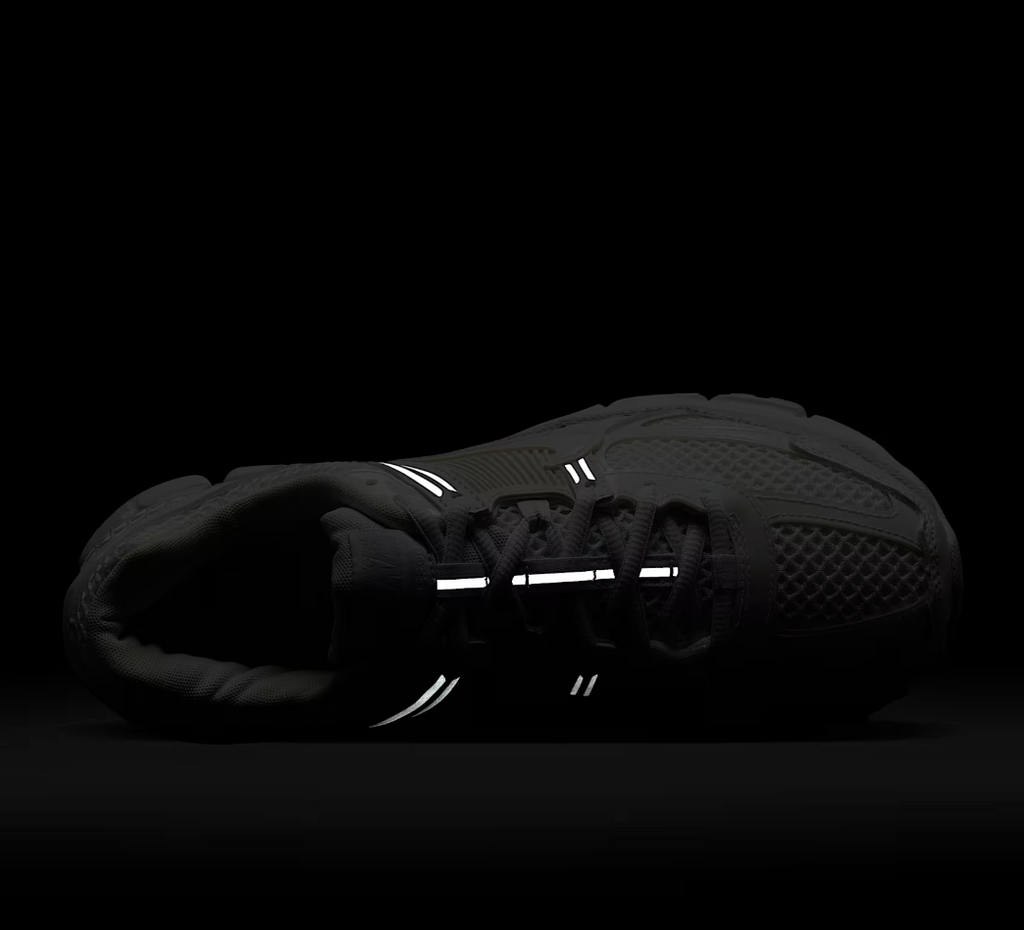 Nike Zoom Vomero 5 SE