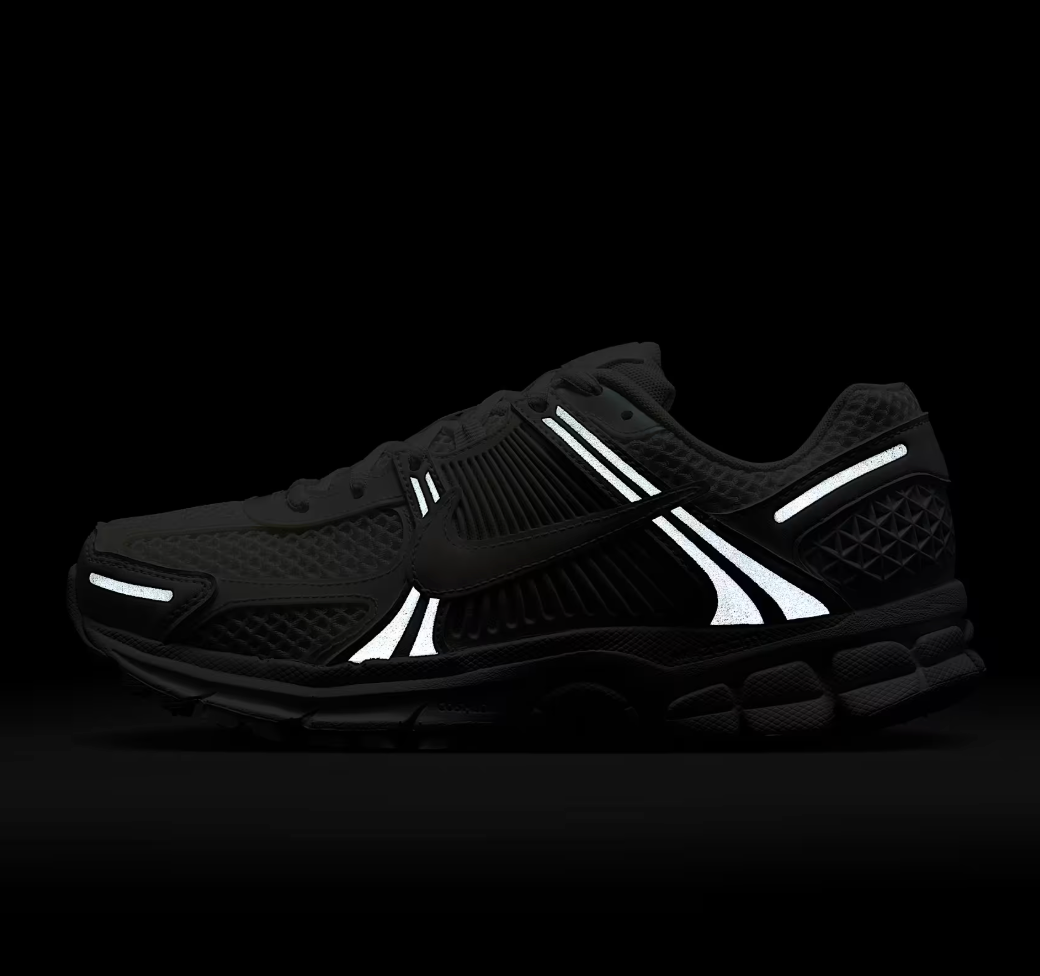 Nike Zoom Vomero 5 SE